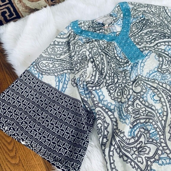 Beautiful Stories tunic - Picture 2 of 8